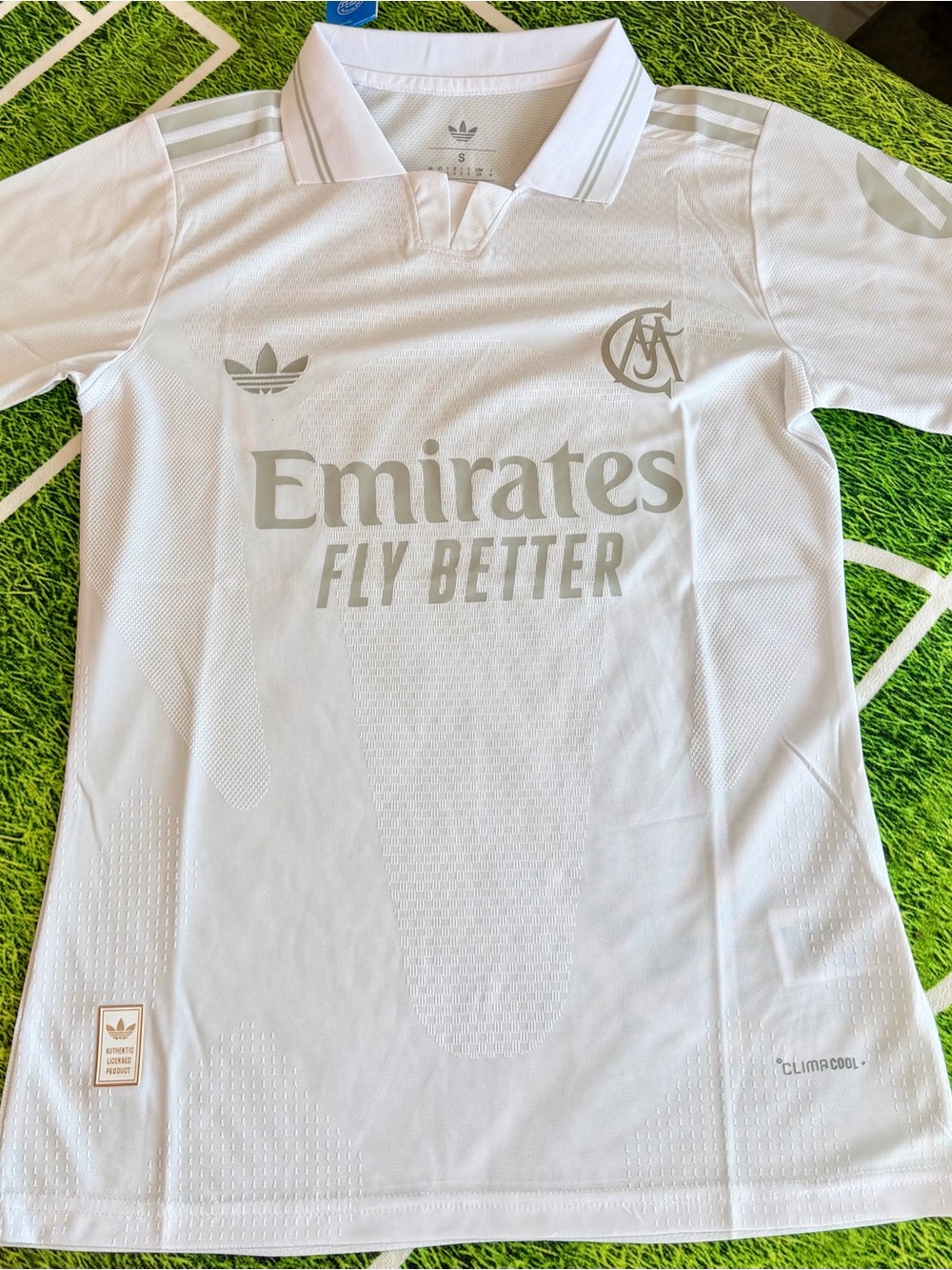 Jersey Real Madrid 125 years